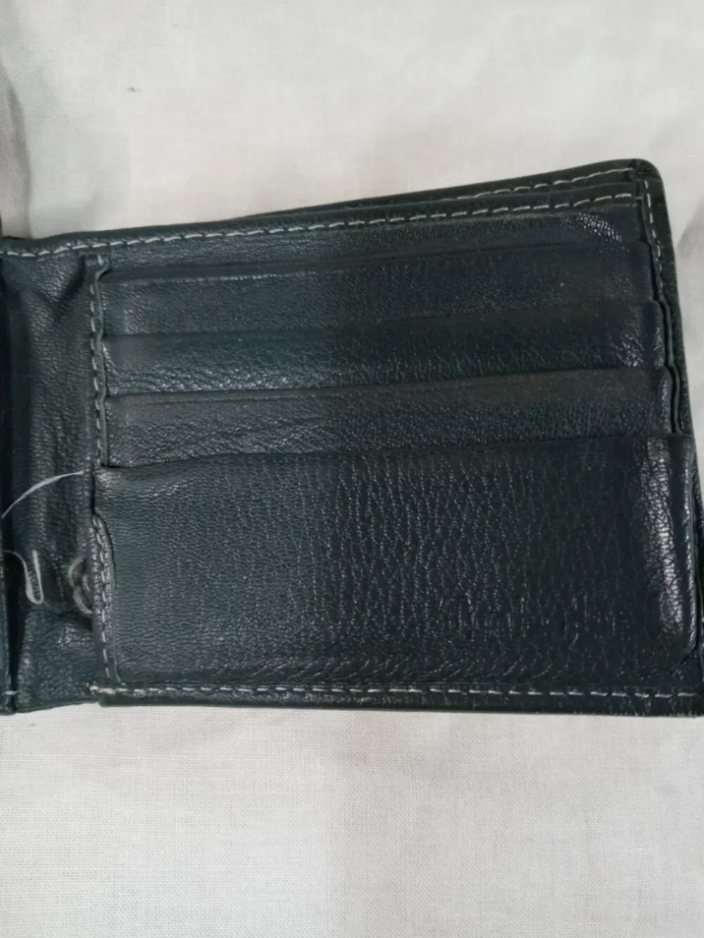 Timberland Men's Dark Green/ Black Small Leather Bi-Fold Wallet in Good Cond